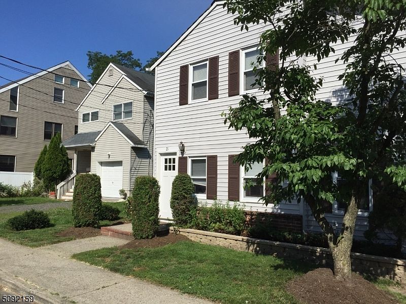 1st image of 21 Cobb Pl
