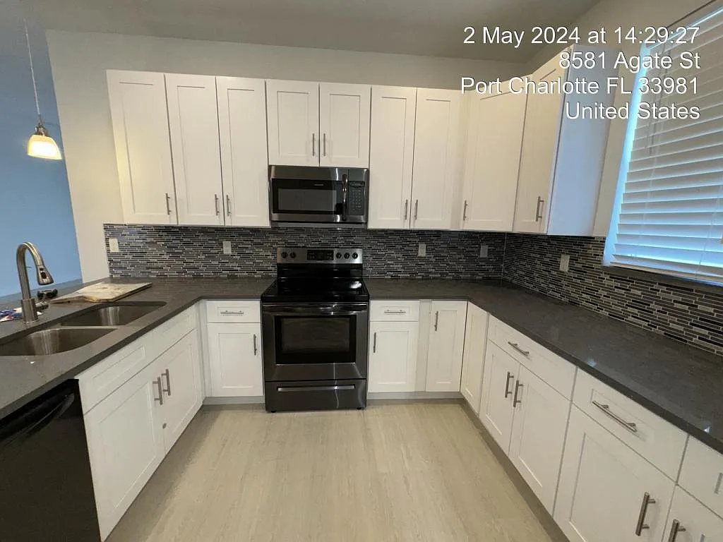 8581 Agate St — Photo 3