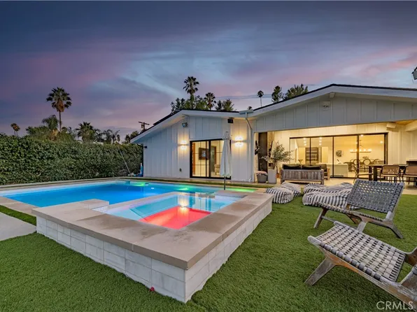 20461 Coulson St, Woodland Hills, CA 91367