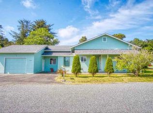1326 Stanton Ave, Crescent City, CA 95531