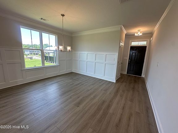 2nd image of 616 Ashburn Drive #Wd320