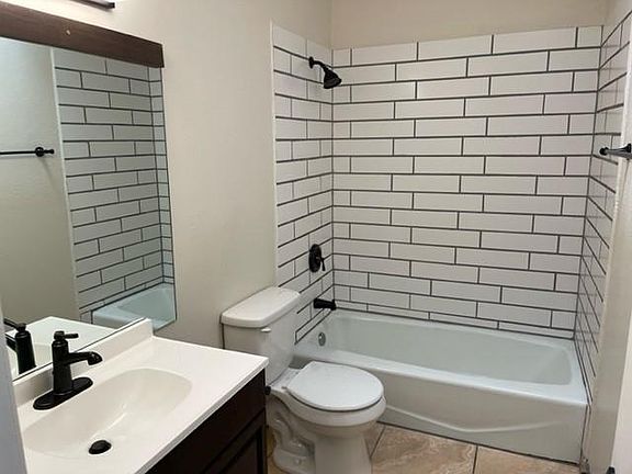5th image of 2722 Galisteo Ct #1