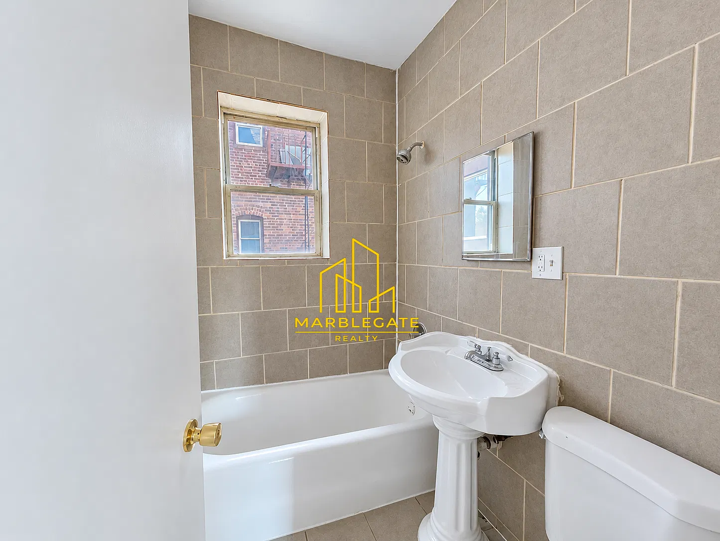 2 bed, 850 sqft, $1,850 — Photo 4