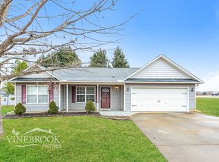 138 Falcon Ridge Dr, Boiling Springs, SC 29316