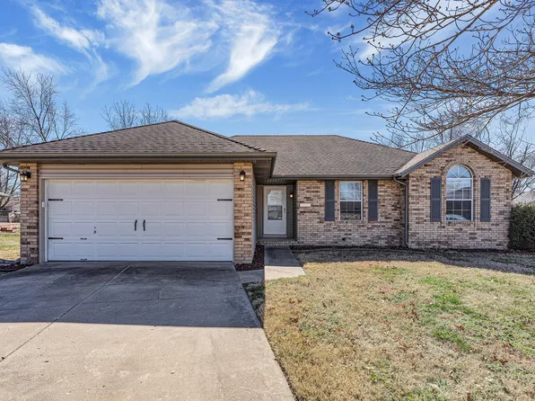 2600 N Wildberry Court, Springfield, MO 65802
