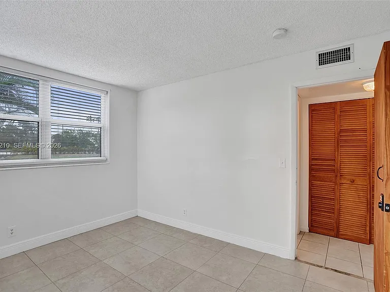 3051 NW 46th Ave #101 — Photo 19