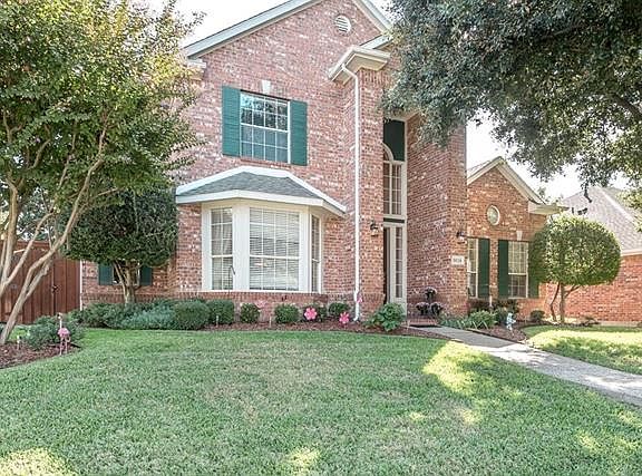 3rd image of 8624 Berwick Dr