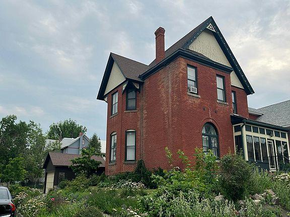 3rd image of 417 N Warren St