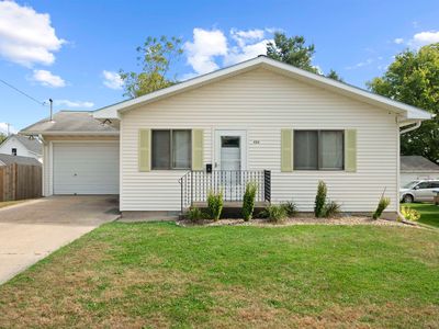 424 S Tama St, Manchester, IA, 52057