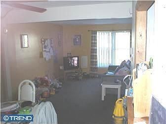 2nd image of 1719 Heather Pl