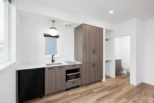 Modern Studio Apartments Near University of Washington | Furnished Options Available at Greta Apa... Photo 1