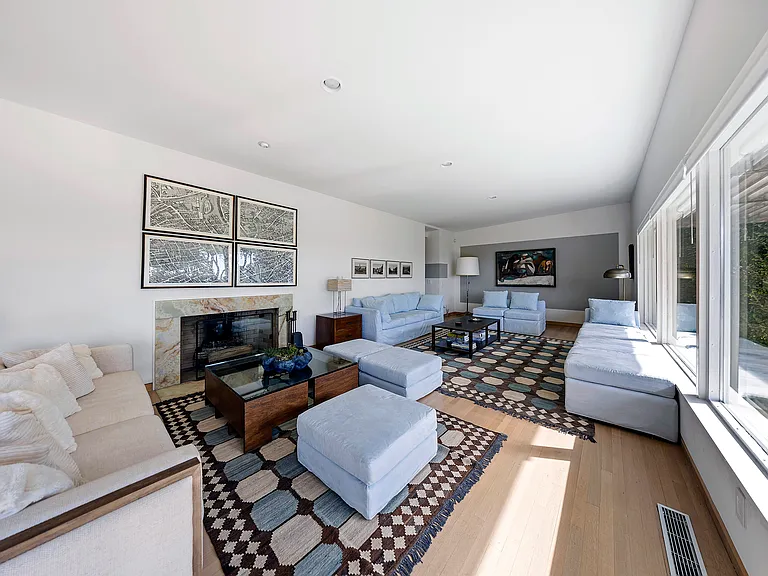 43 Westway Dr — Photo 8