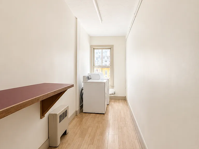 408 Central St #1 — Photo 5