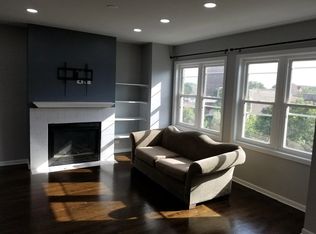 4346 S Lake Park Ave #3N, Chicago, IL 60653