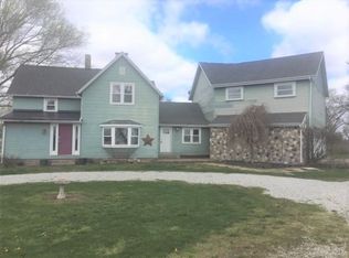 9422 N Meridian Rd, Perrysville, IN 47974