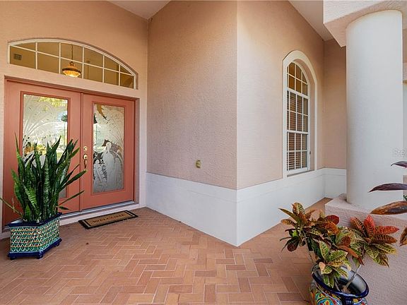 3rd image of 5319 Pine Shadow Ln