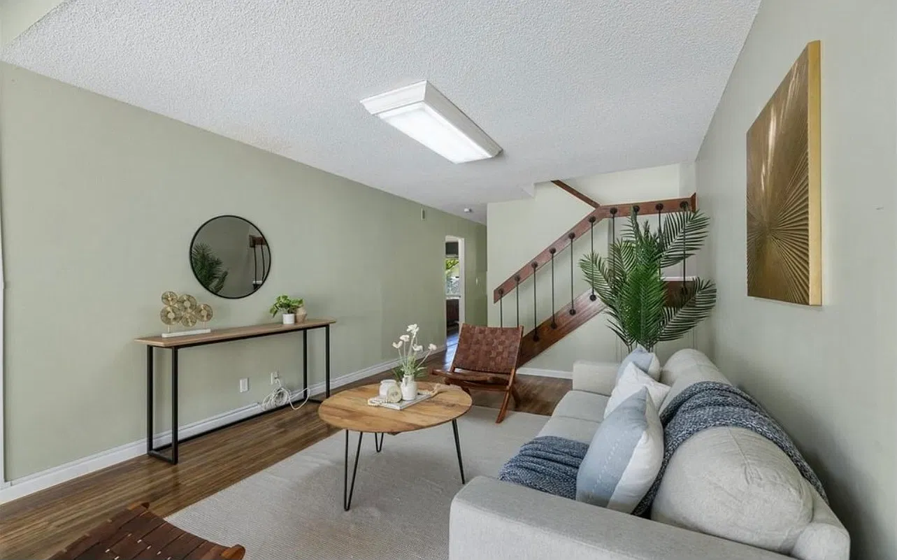 553 Pepeekeo St — Photo 3