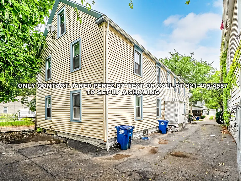 2036 Lark St #2 — Photo 23