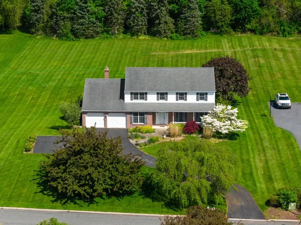 53 Sokol Dr, Kutztown, PA 19530