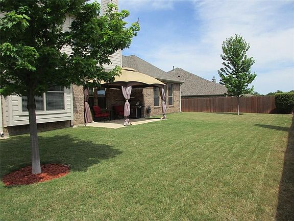 5th image of 220 Kilkenny Ct