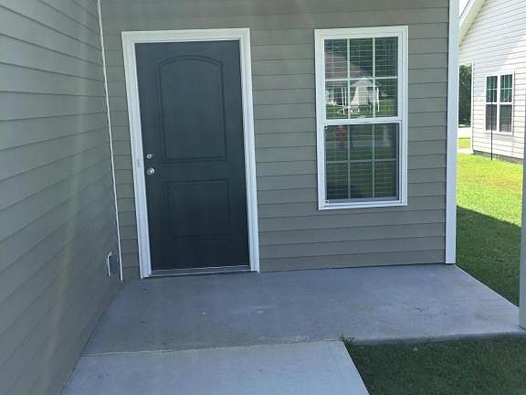 3rd image of 2220 Chavis Dr #A