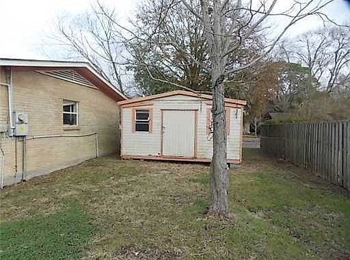 5th image of 4222 Evie St