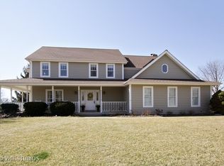 548 Bailey Dr, Batavia, IL 60510