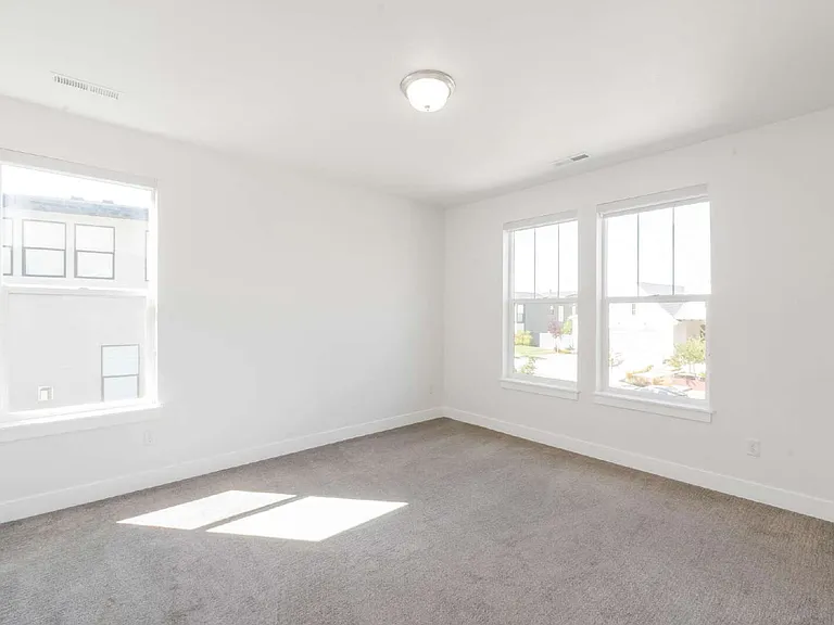 1916 W Oakridge Dr — Photo 34