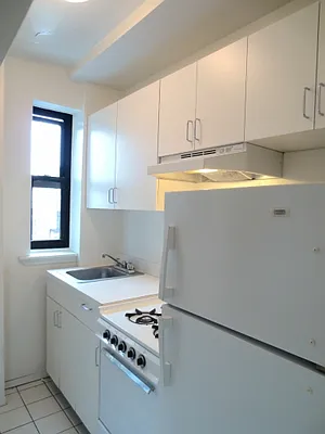 Rented by Citi Habitats | media 9