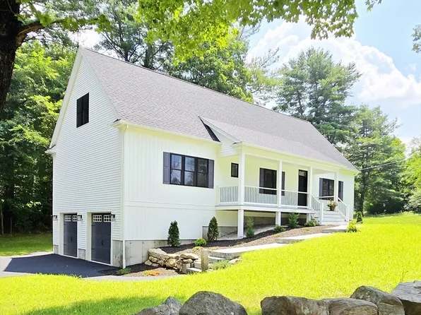 14 Brown Ter, Uxbridge, MA 01569