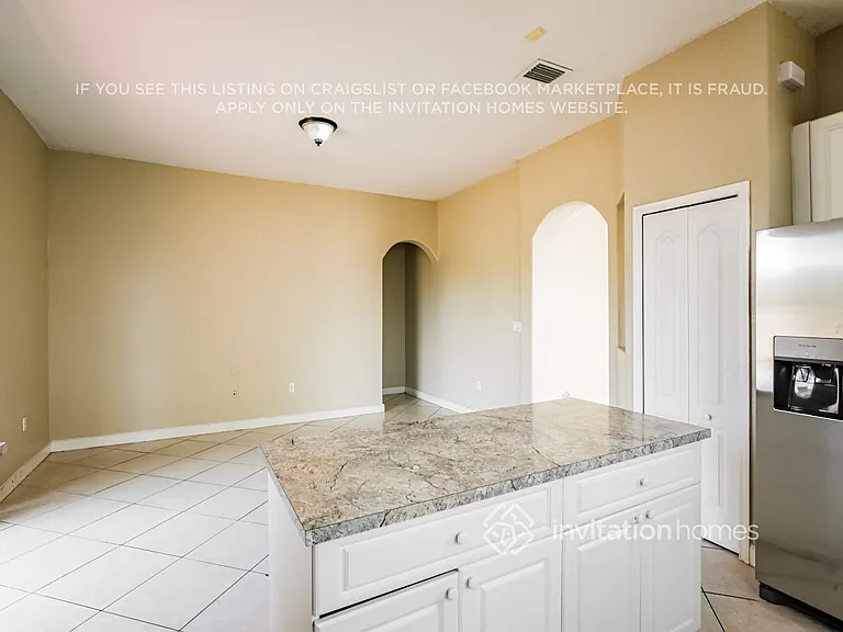 18301 NW 89th Ave — Photo 7