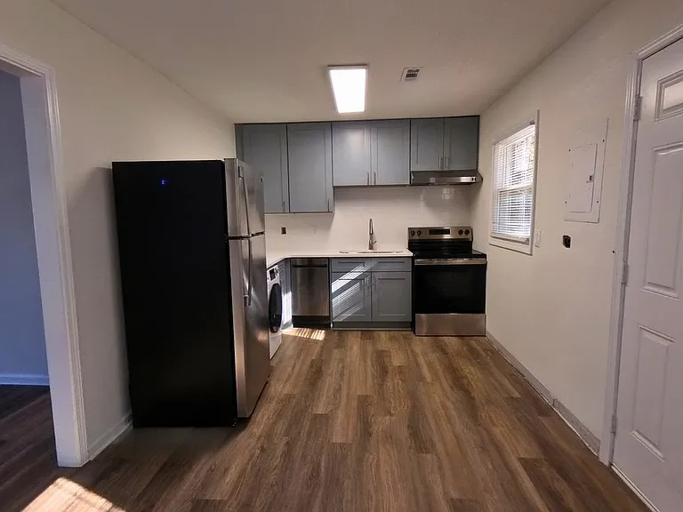 Key Street Townhomes — Photo 57