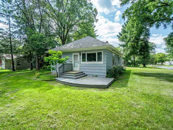 222 15th Avenue W #1, Menomonie, WI 54751