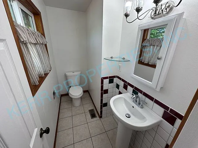 1160 NW Bella Vista Pl — Photo 9