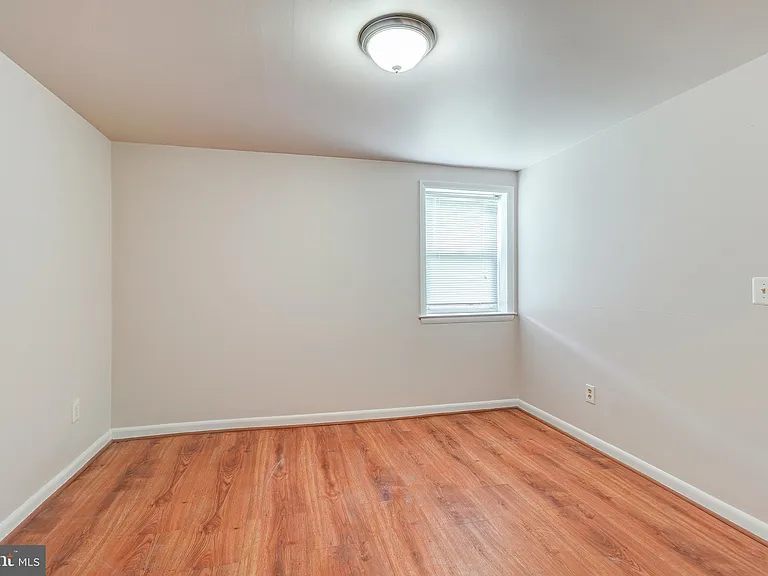 2708 Shanandale Dr — Photo 34