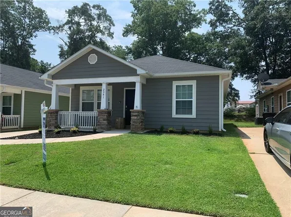 2341 Glebe Ct, Hampton, GA 30228