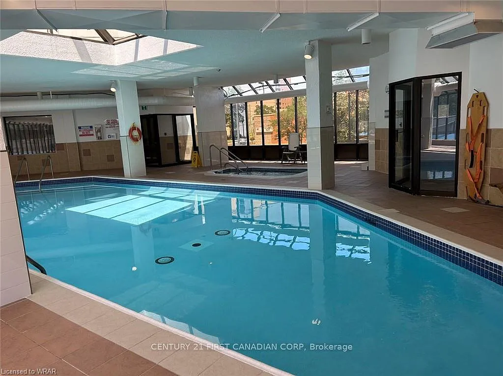 2 bed, $1,900 — Photo 4