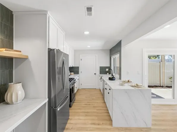 267 Countryhaven Rd, Encinitas, CA 92024