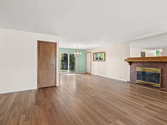 4th image of 2526 E Nicklaus Pl