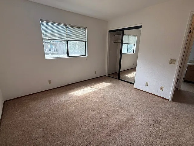 464 Ramona Ave — Photo 9
