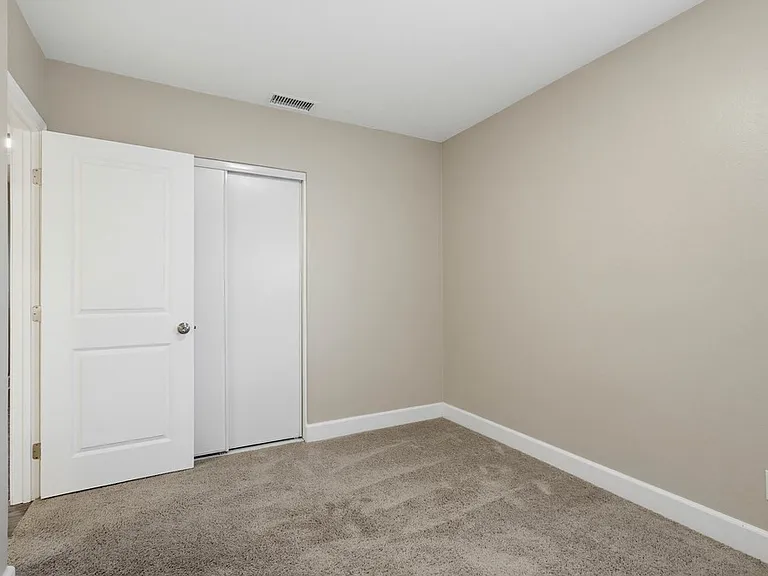6102 Glacier Dr — Photo 21