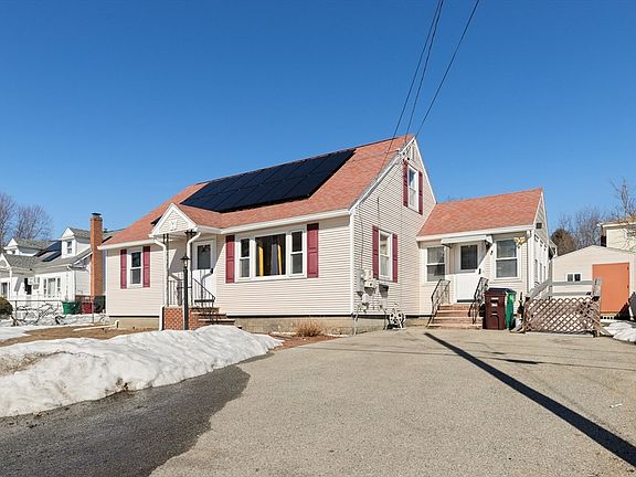 3rd image of 105 Columbia Rd