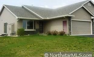 1st image of 979 Fairchild Dr