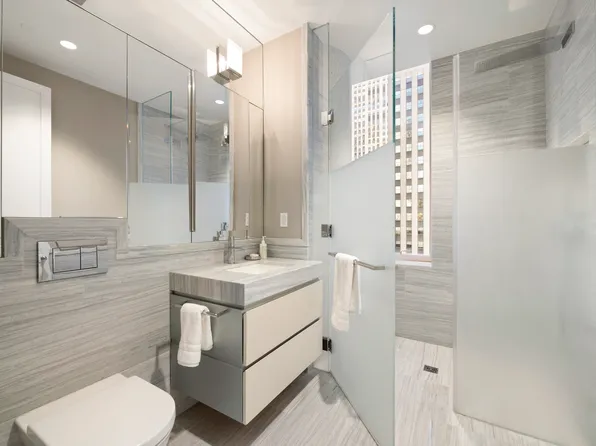 20 West 53rd Street image 13 of 15