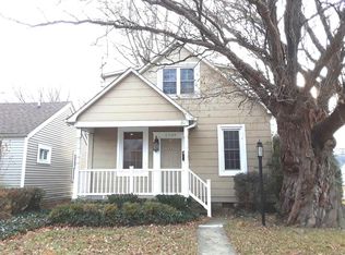 2239 Ridgemont Rd #2, Grosse Pointe, MI 48236