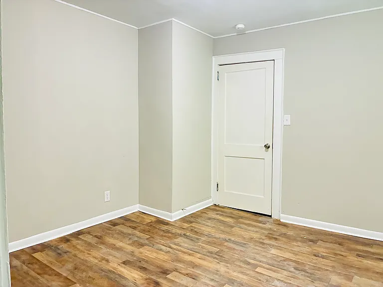 602 Park Ave — Photo 10