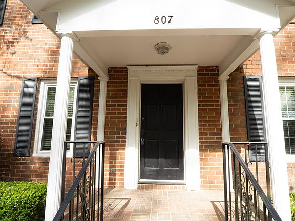 5th image of 807 Kings Rd