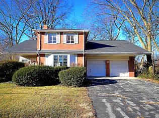 427 Garfield Ter, Lombard, IL 60148