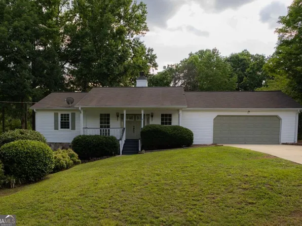 60 Lakeside Dr, Covington, GA 30016