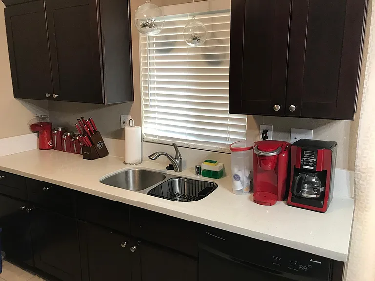 6380 Yucca Ave — Photo 6